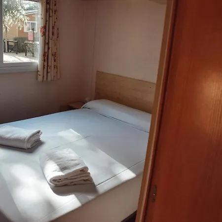 Camping La Aldea 3*